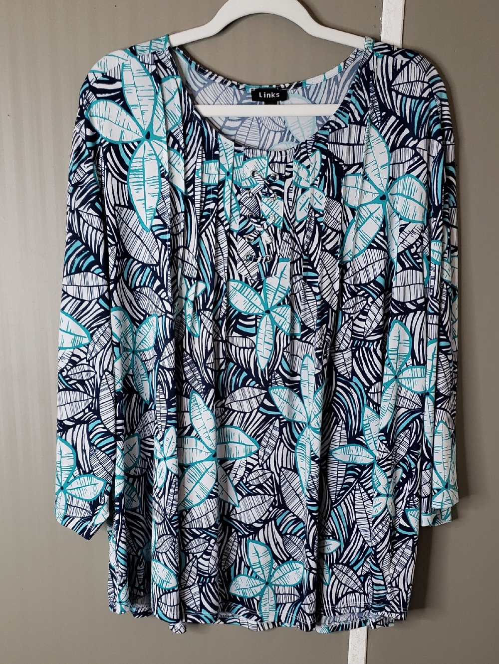 Links Blue & Teal Tropical Lace-Up Top 3X